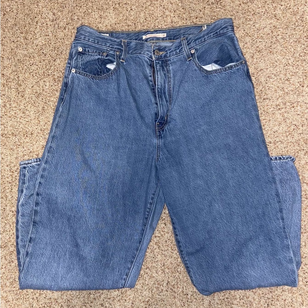Levi’s Original woman’s blue jeans